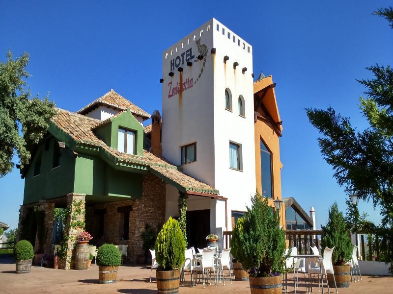 Hotel Zerbinetta Дилар Экстерьер фото
